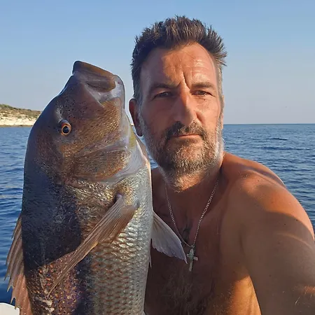 Fishing Chatrer -big Game-izleti Brodom